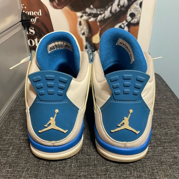 Jordan 4 Military Blue (2012) main image 9
